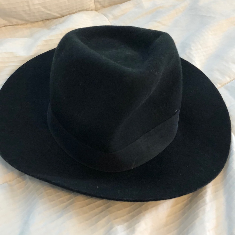 Black hat